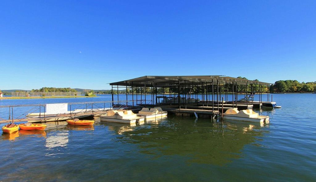 Emerald Isle Resort Hot Springs Extérieur photo